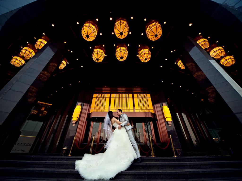 Optics Valley Kingdom Plaza Wuhan Exterior photo