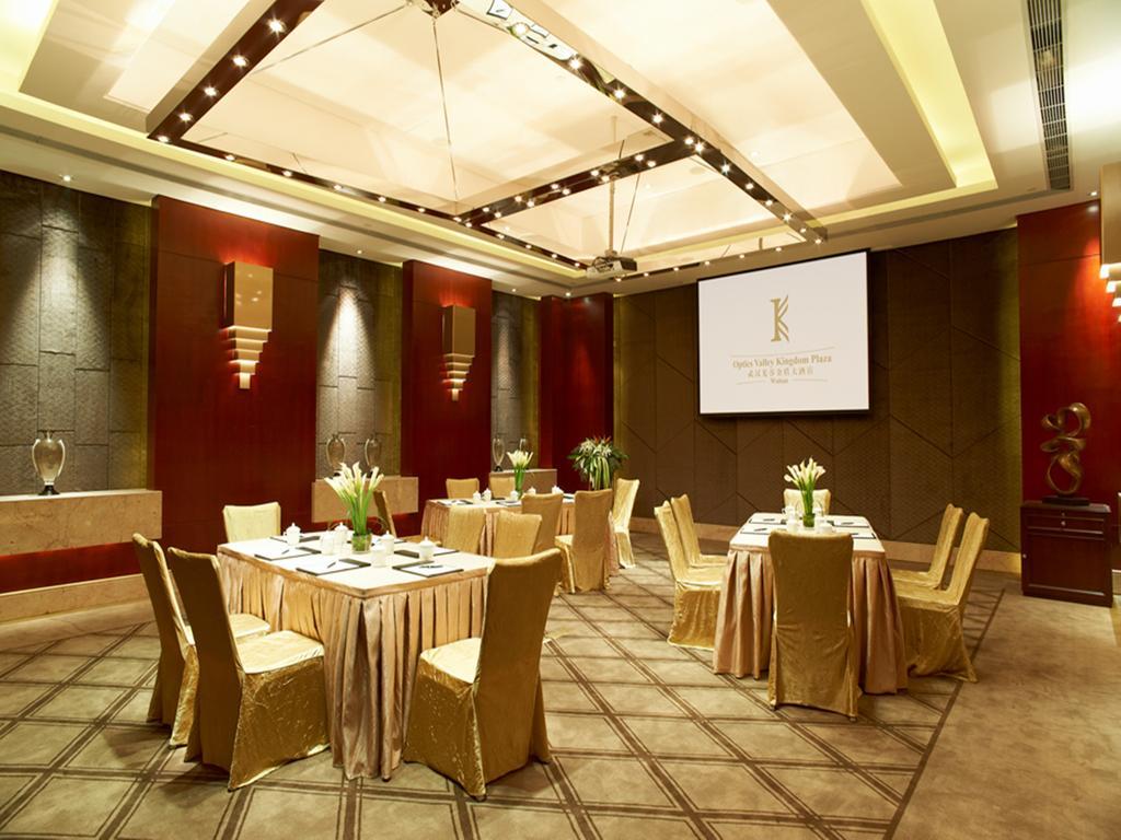 Optics Valley Kingdom Plaza Wuhan Exterior photo
